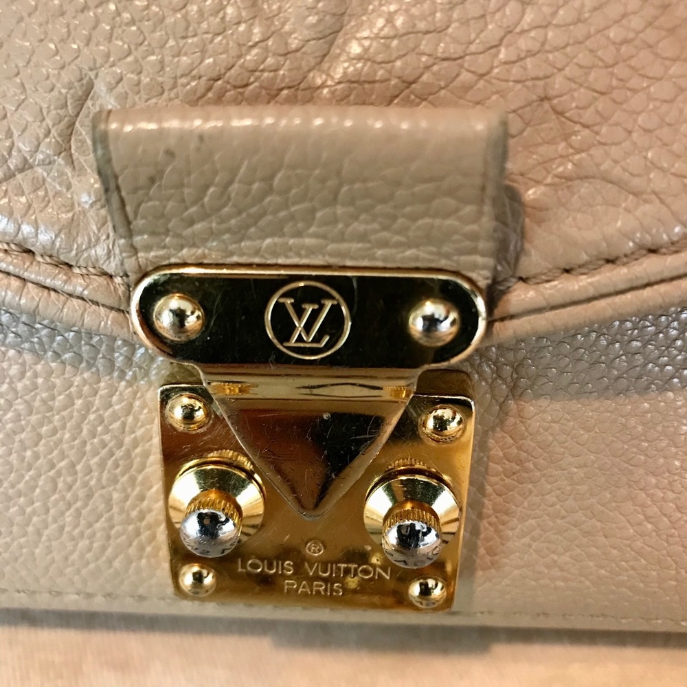 LOUIS VUITTON Saint Germain PM Leather Shoulder Bag - Picture 5 of 16